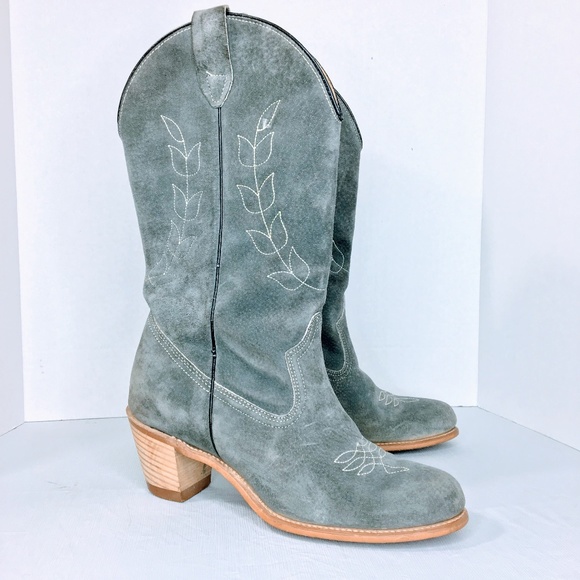 Wolverine Shoes - Vtg Wolverine Suede Cowboy Boots